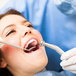 Лечение кариеса зубов и его осложнений